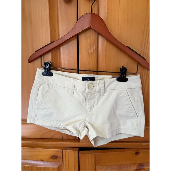 American Eagle Outfitters Shortie Stretch Shorts Size 0 NWT Cream Khaki Cotton - Picture 1 of 10